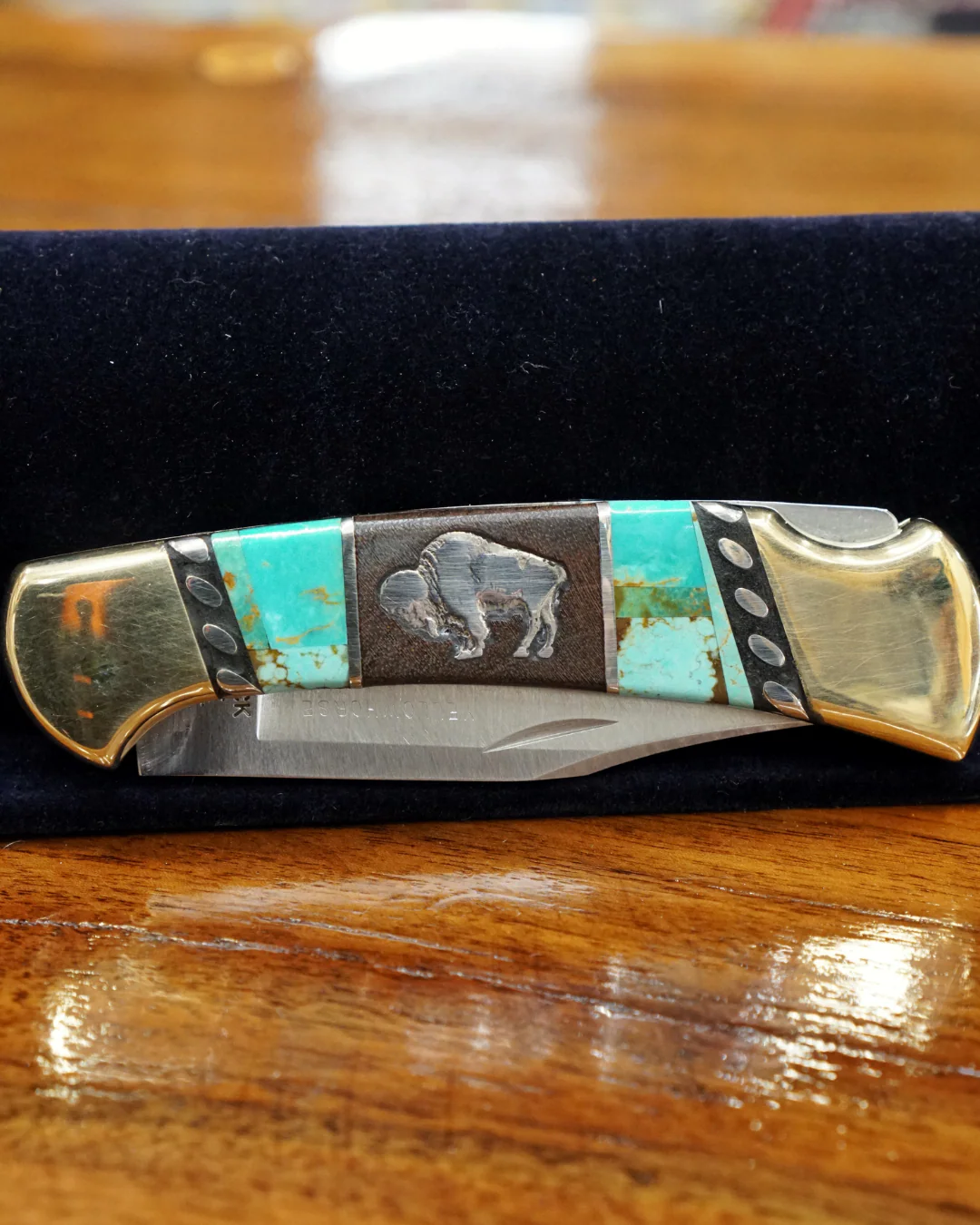 Navajo Inlay buck-knife